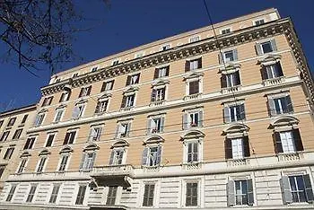 Πανσιόν Internoroma *