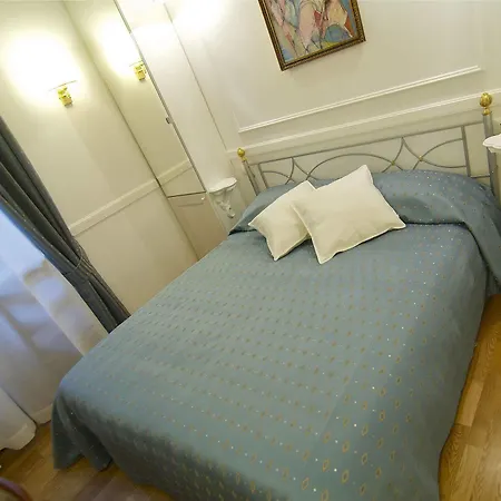 Internoroma Guest house *